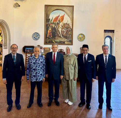 11. Cumhurbaşkanı Gül, Malezya'da ISTAC'ı Ziyaret Etti